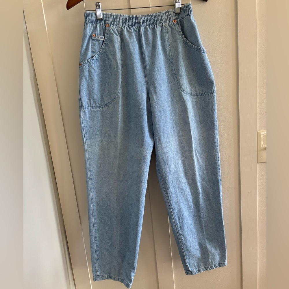 Chic Vintage High Waisted Pull-on Jeans